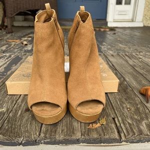 Shoe Cult x Nasty Gal size 7.5/38